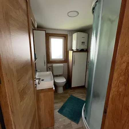 Dom wakacyjny Lily D Pakoštane